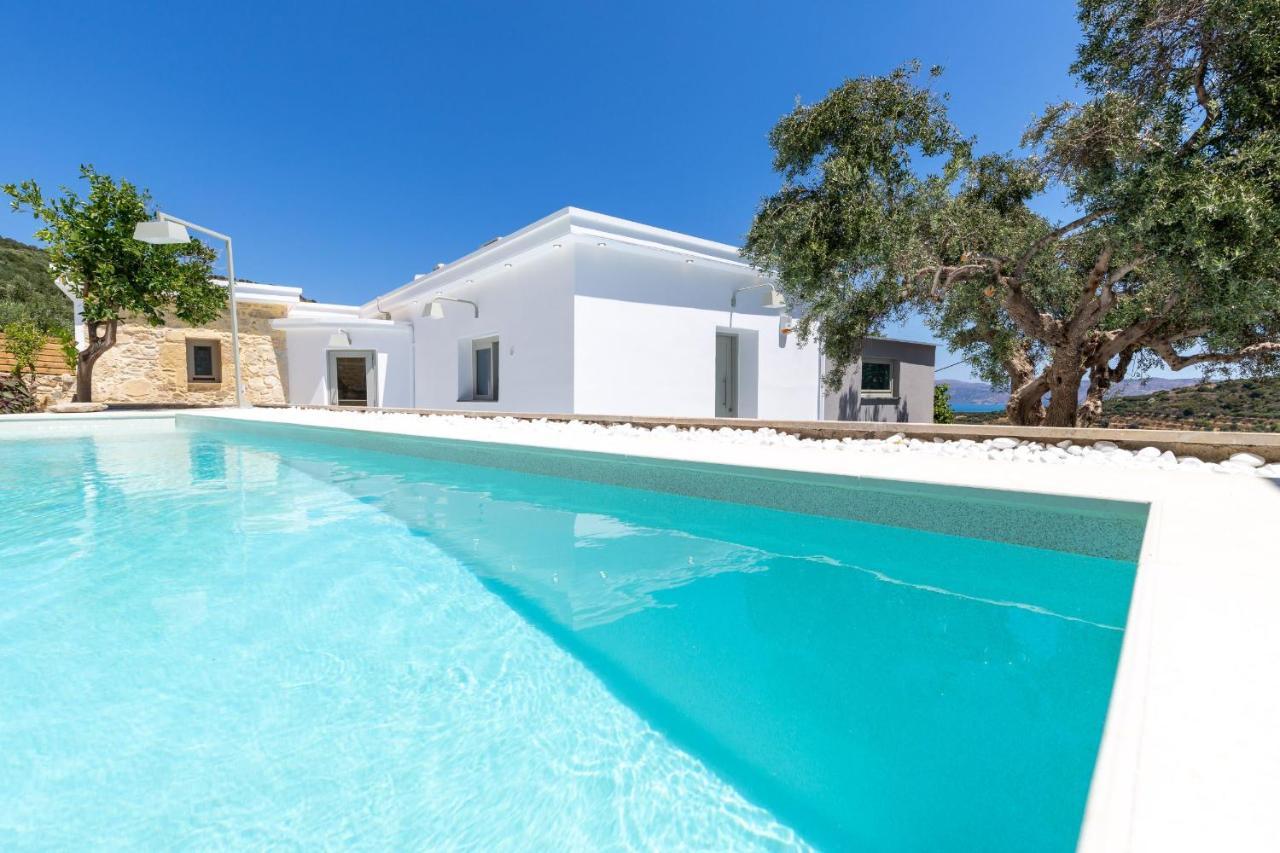 Villa Evrithea Καλλεργιανά Εξωτερικό φωτογραφία