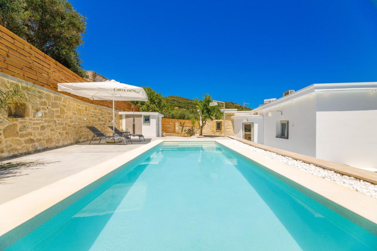 Villa Evrithea Καλλεργιανά Εξωτερικό φωτογραφία